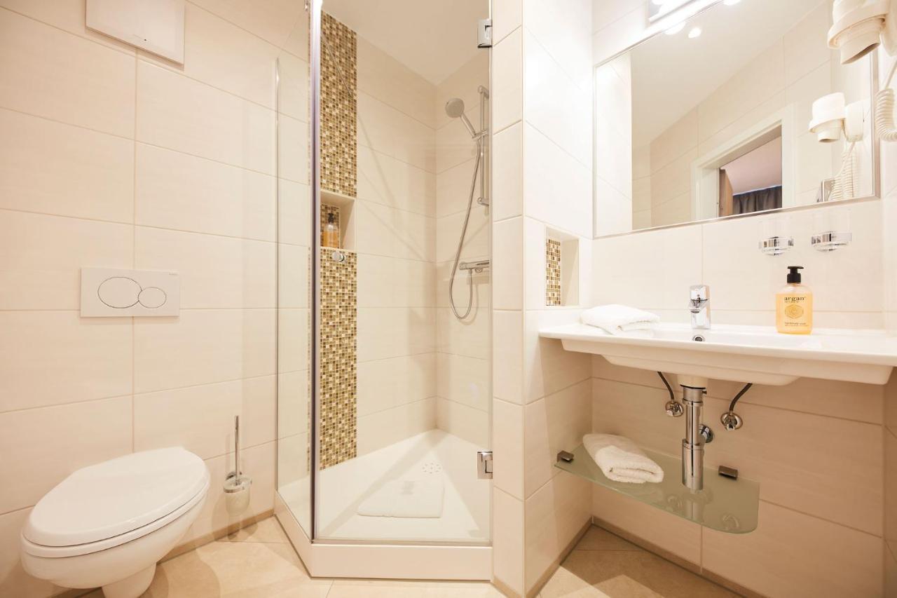 Hotel Garni Sonnenhof Reichenberg  Zewnętrze zdjęcie