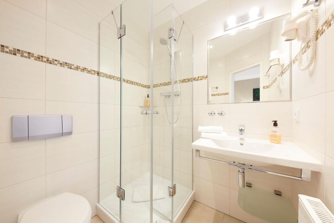 Hotel Garni Sonnenhof Reichenberg  Zewnętrze zdjęcie