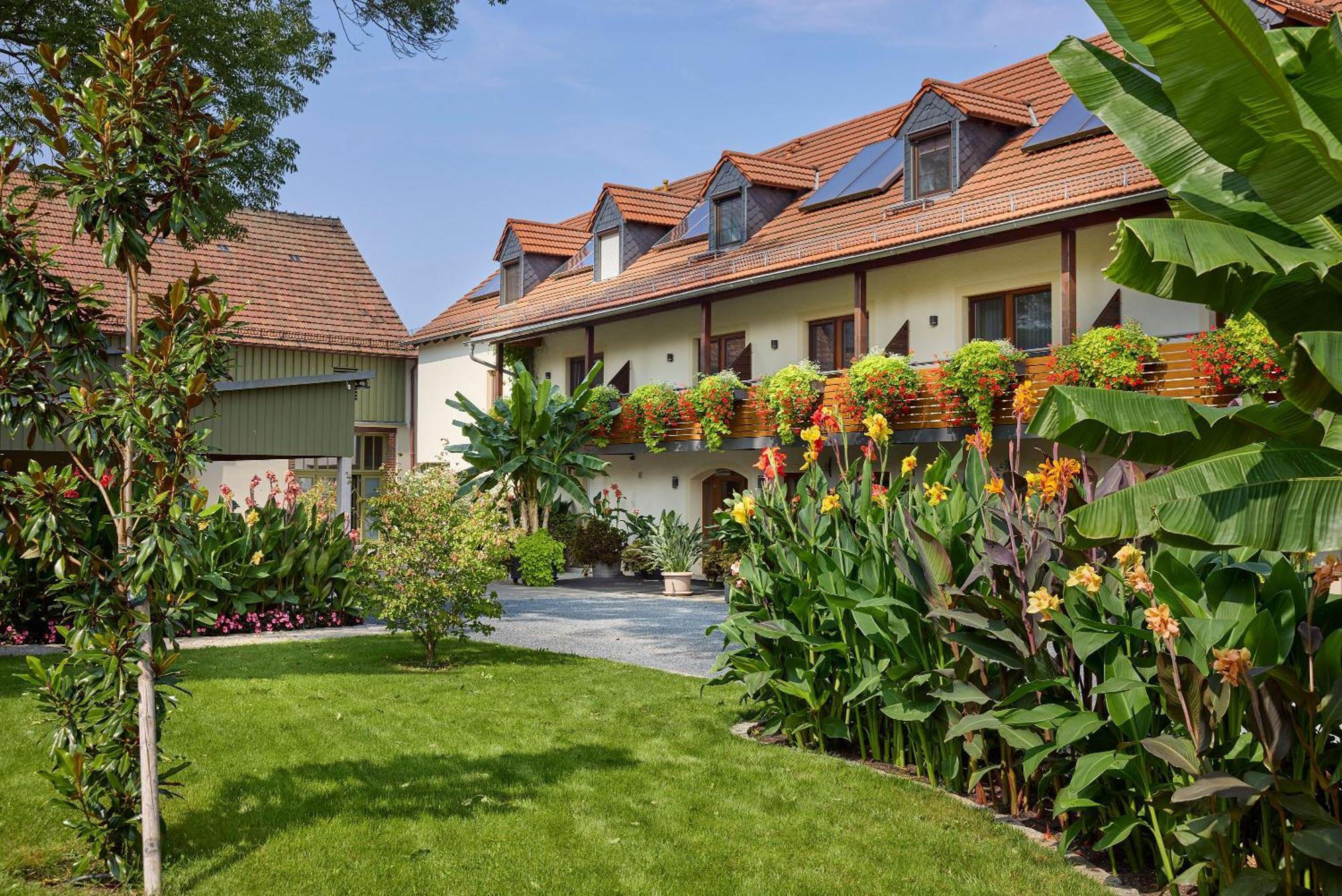 Hotel Garni Sonnenhof Reichenberg  Zewnętrze zdjęcie